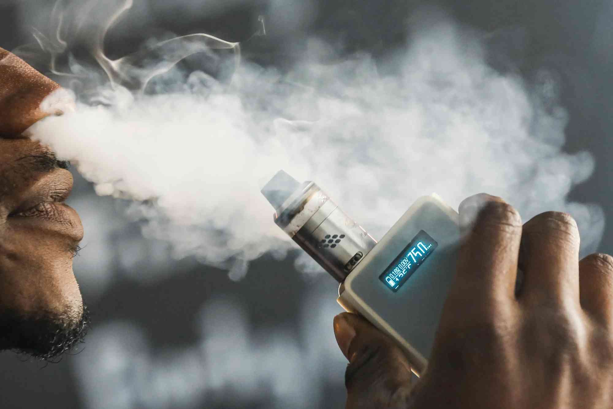 Vaping News UAE 2025
