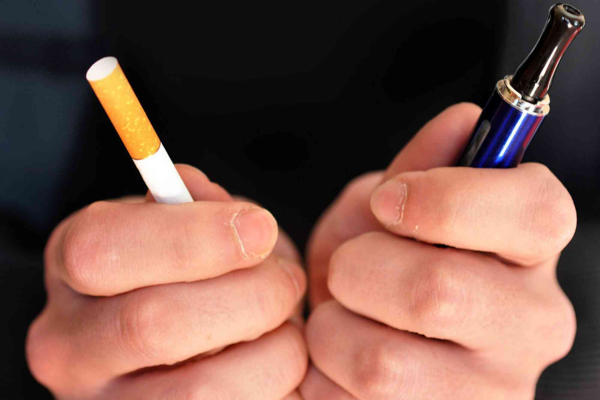 Vape vs Cigarette UAE