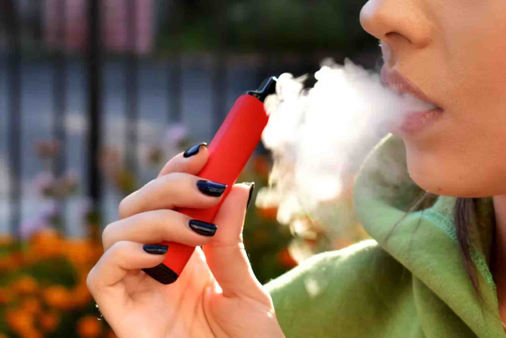 Is It Illegal To Buy Vapes For A Minor