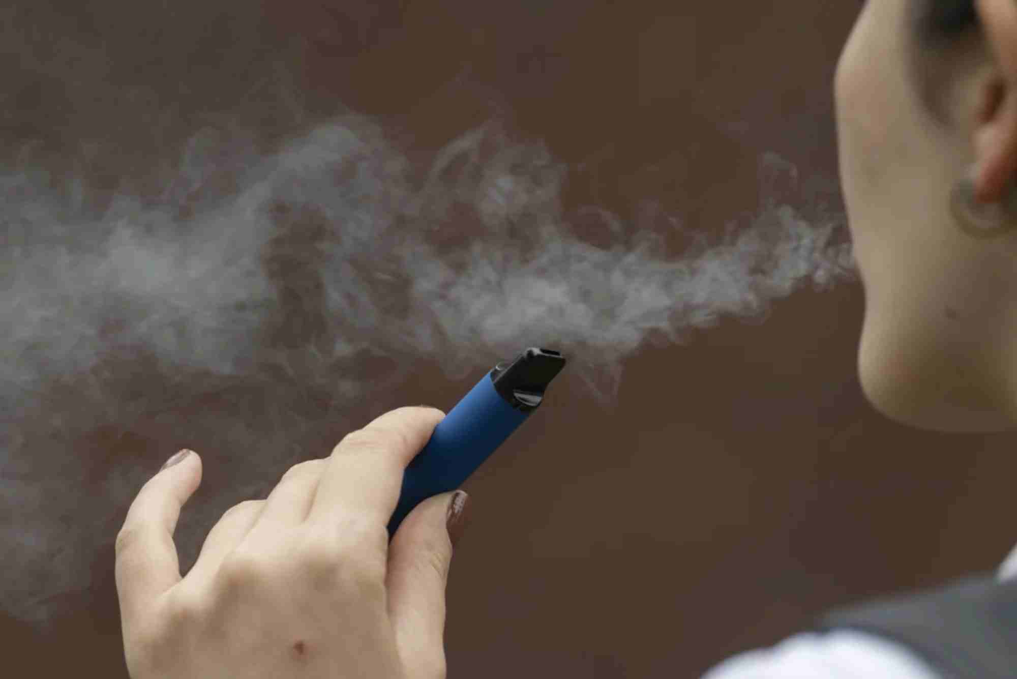 How Does the new Smoking Law Include vapes Supports Harm Reduction in Vaping