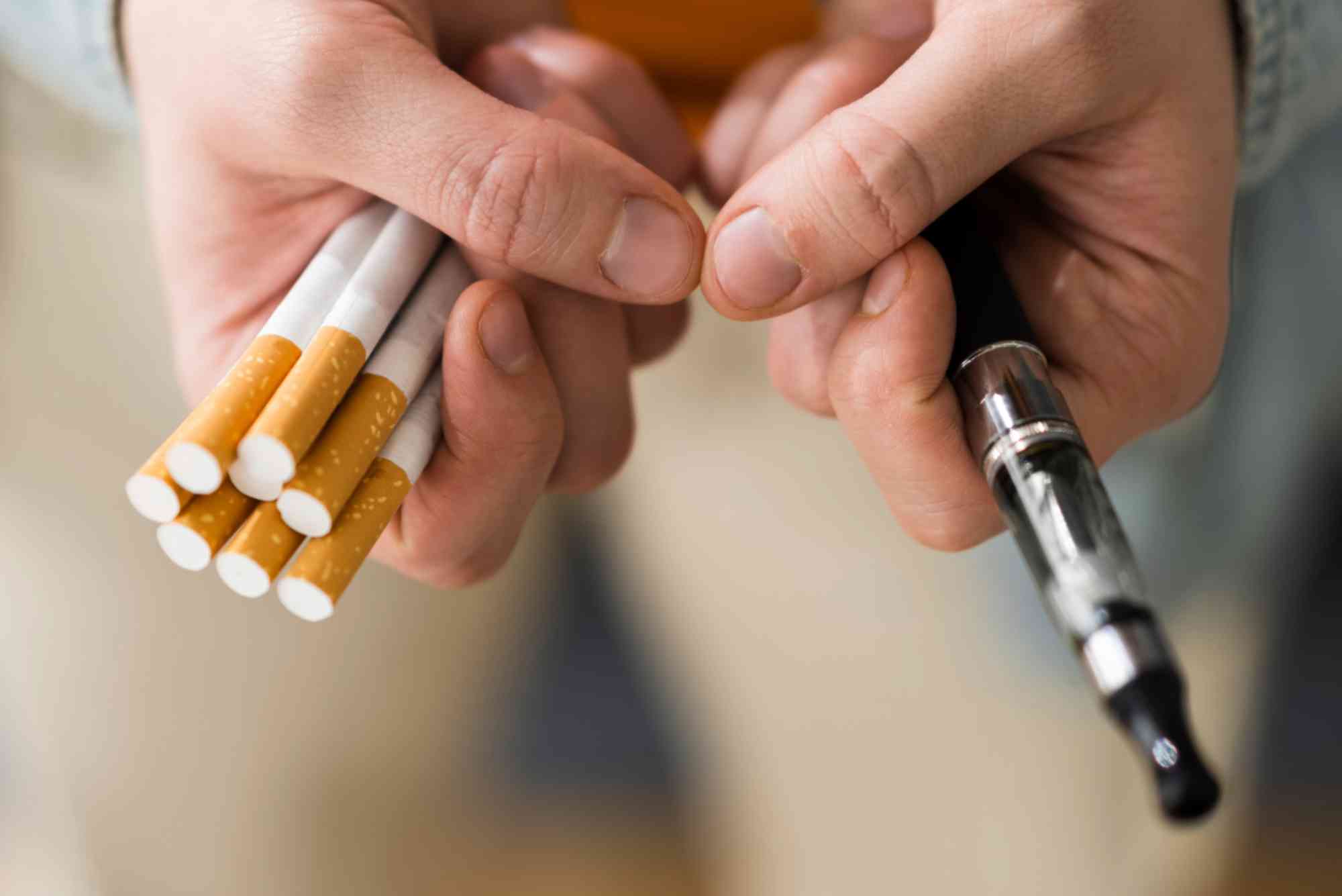 How Vaping in Public Laws UK Supports Harm Reduction in Vaping