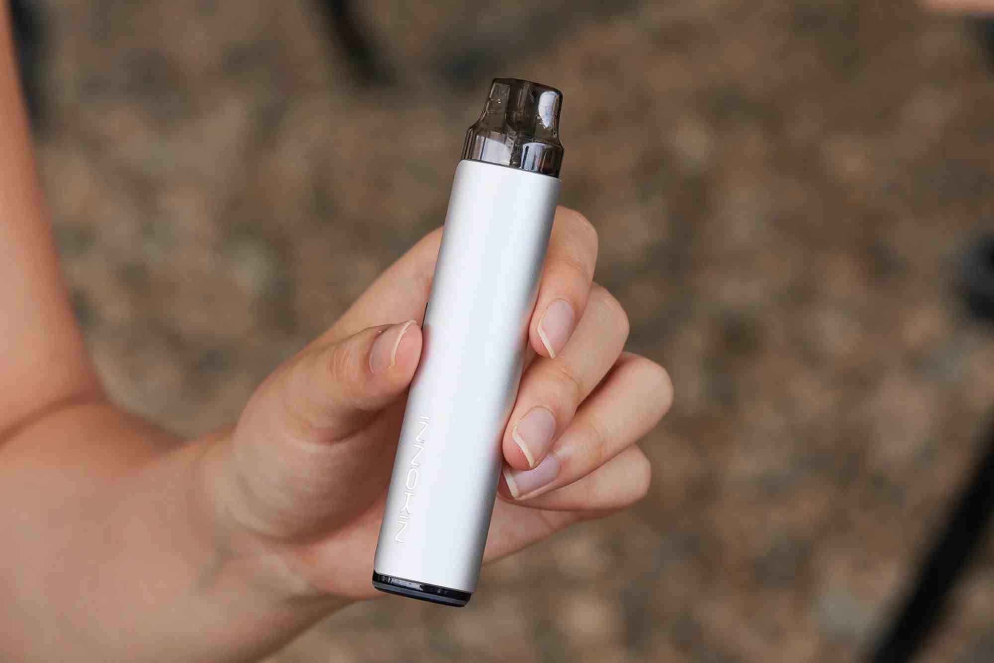 How the Vape Industry Is Introducing New Fashionable Vape Accessories