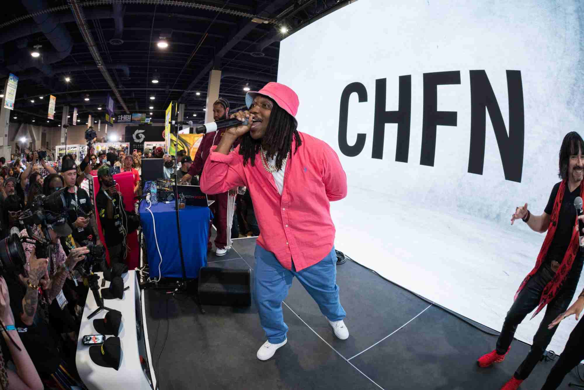 Vaping and Footwear: The Intersection of Sneakers and Vape Culture in 2025