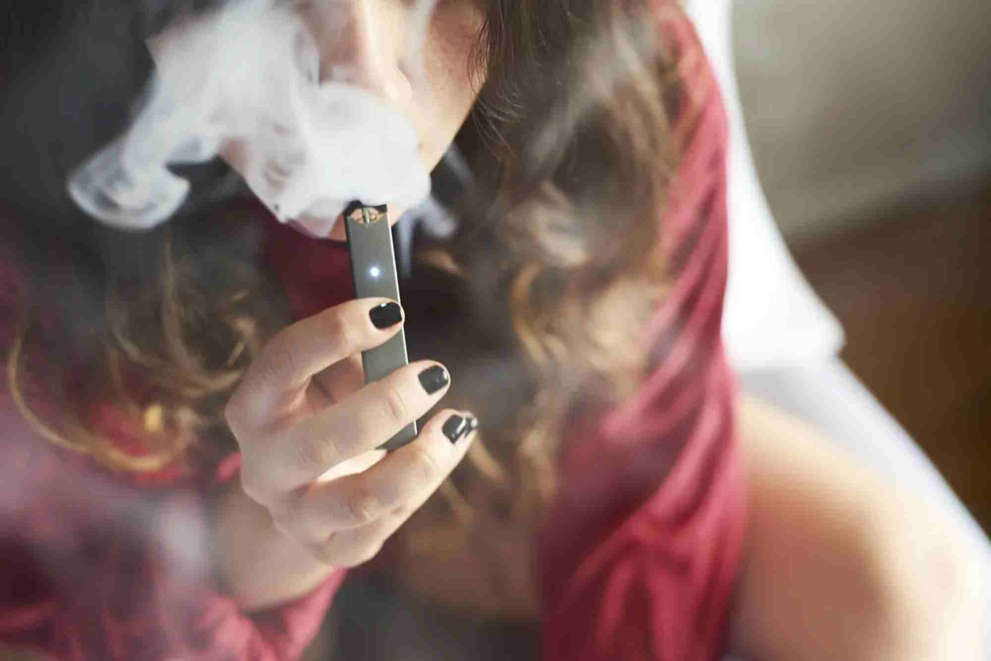 Vaping in High Fashion: How Luxury Brands are Embracing the Trend